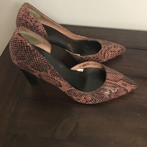 Black and pink heels